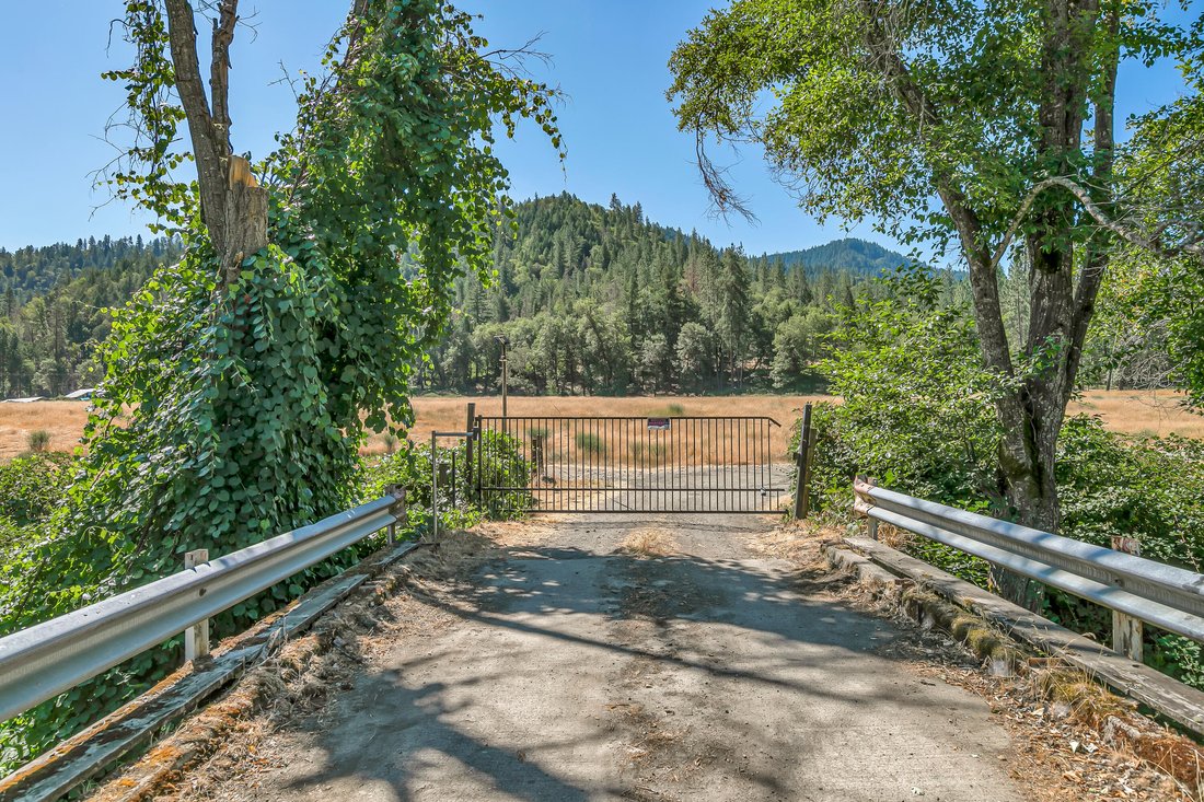Land in Rogue River, Oregon, United States 5 - 17963419