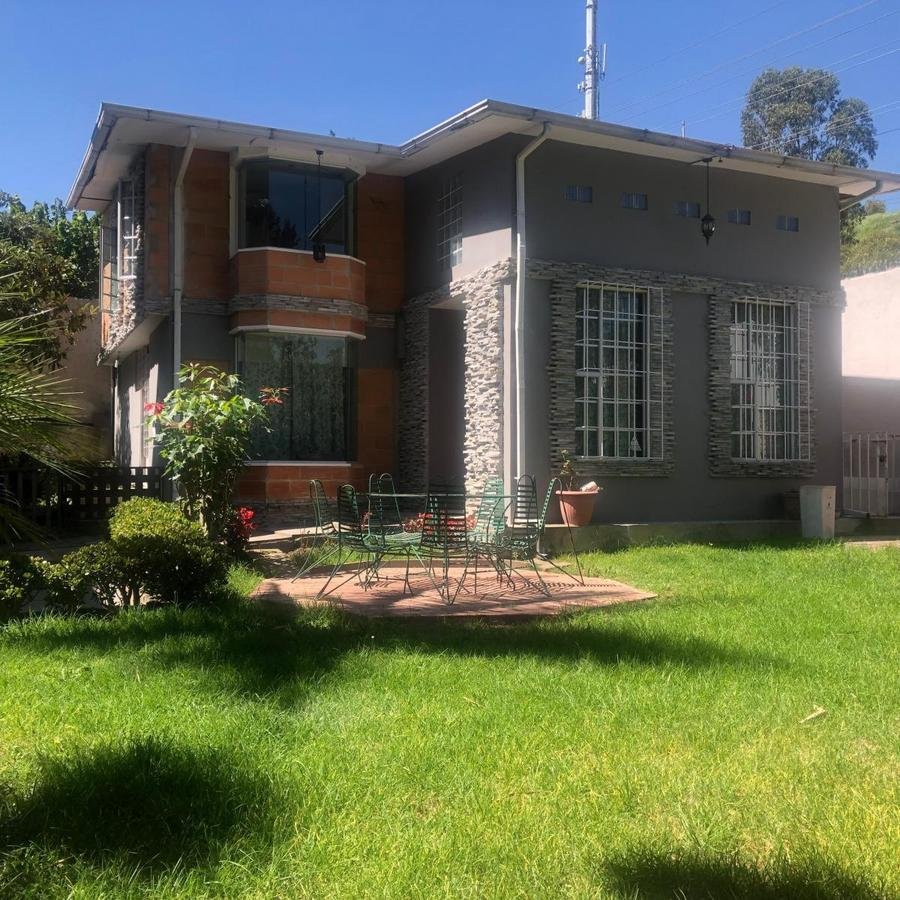 House in Quito, Pichincha, Ecuador 2 - 17960511