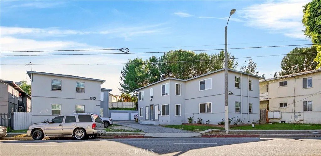 Los Angeles, California, United States 2 - 17400970