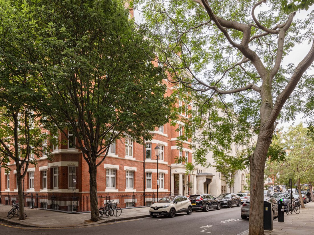 Apartment in Brompton, Kensington And Chelsea, England 1 - 17962191