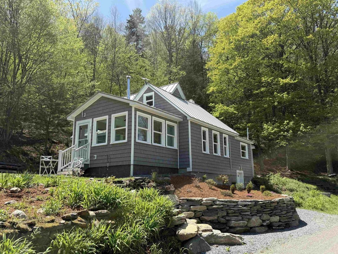 House in Sheffield, Vermont, United States 2 - 17963418