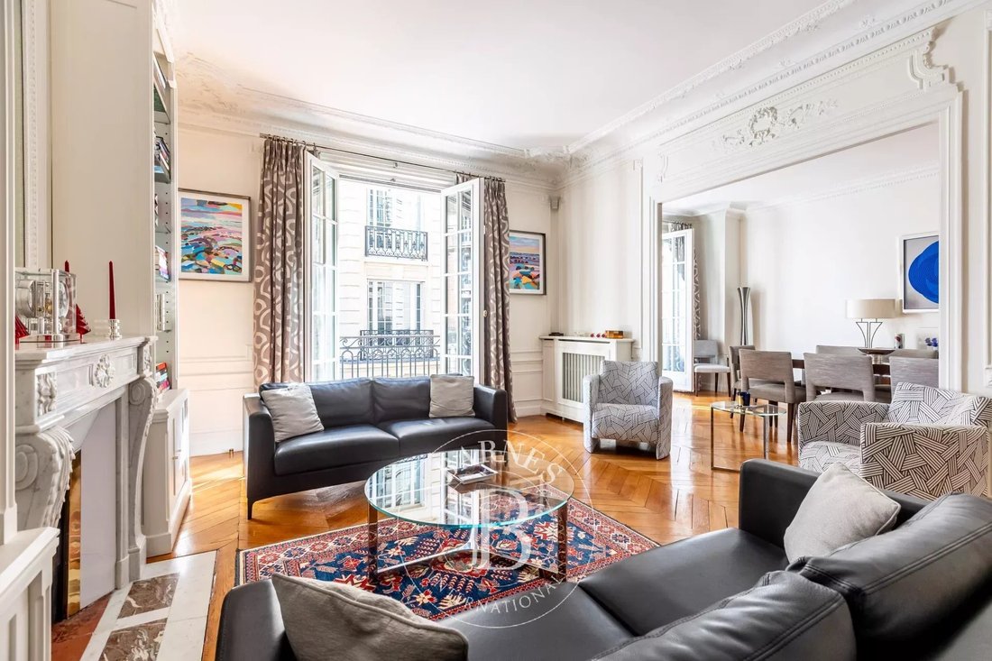 Apartment in La Plaine des Sablons, Neuilly-sur-Seine, France 1 - 17959440