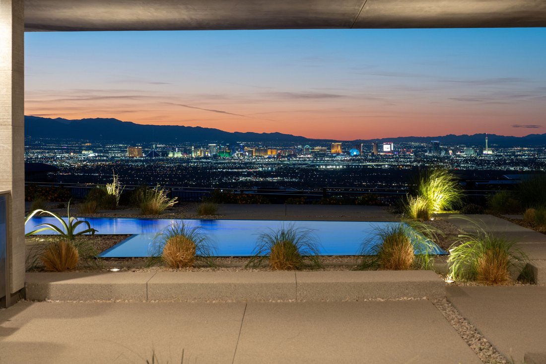 House in Henderson, Nevada, United States 3 - 17960029