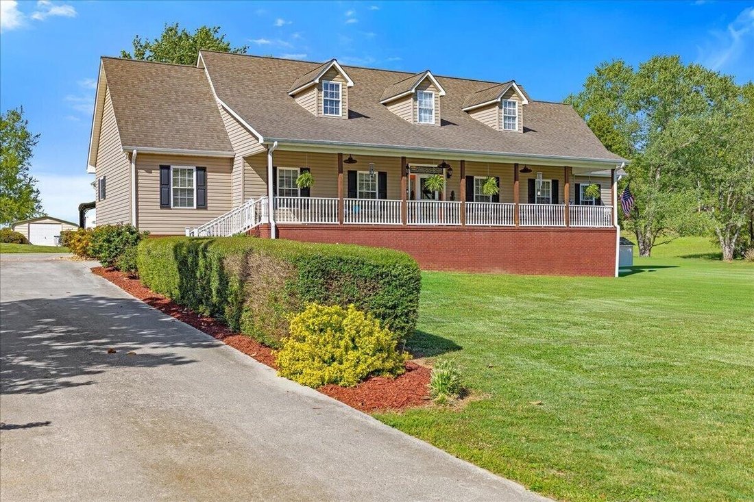 House in Etowah, Tennessee, United States 1 - 17961471