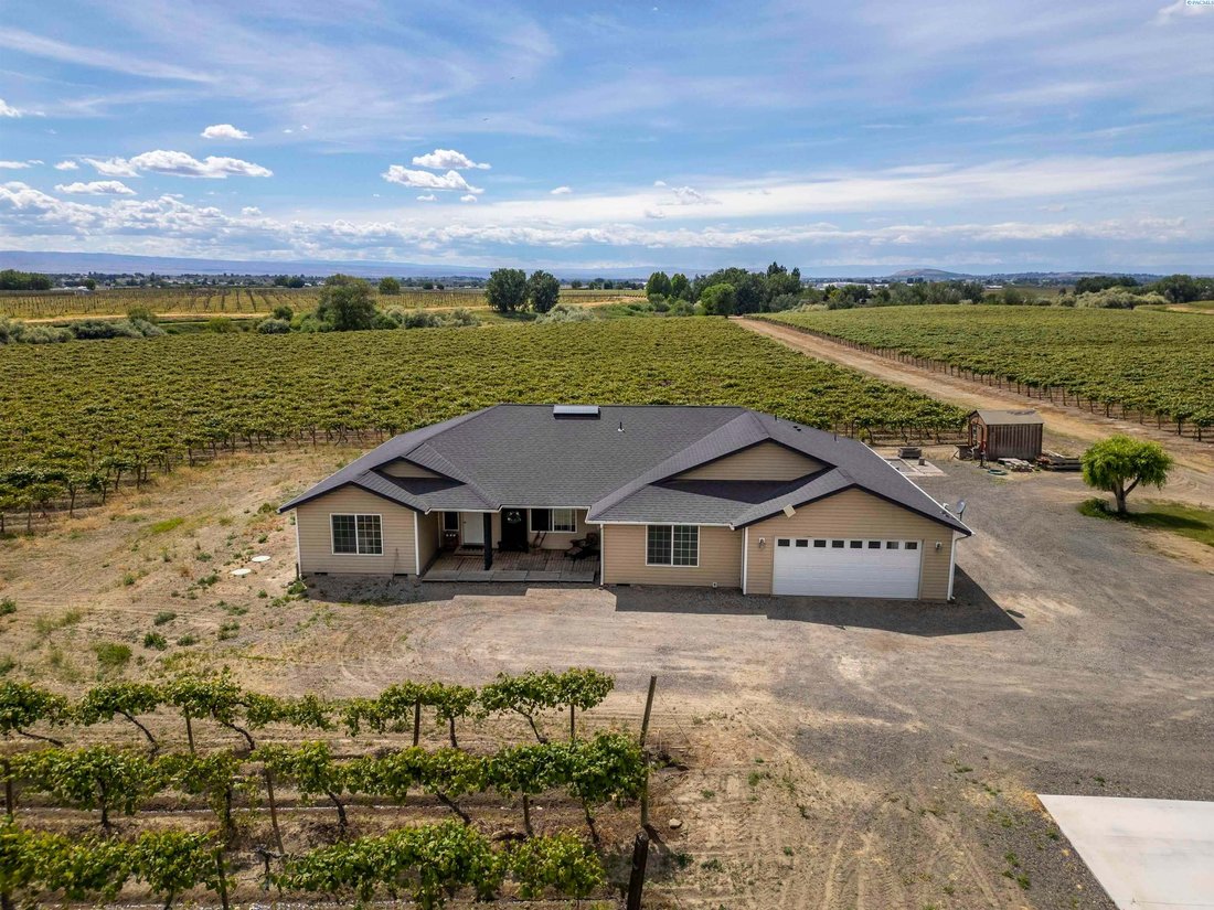 House in Grandview, Washington, United States 1 - 17961898