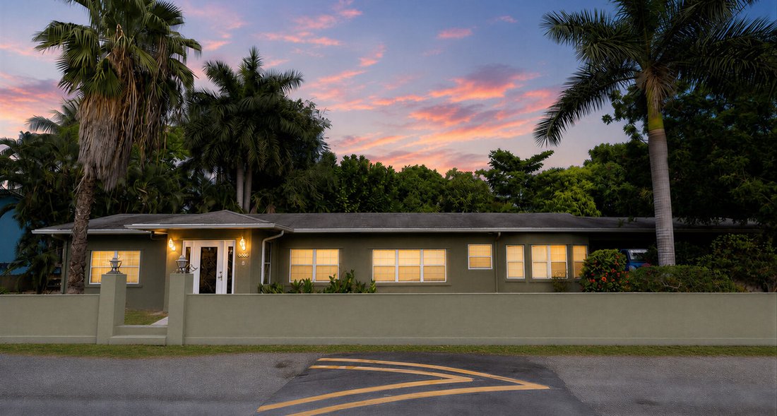 House in Patricks Island, George Town, Cayman Islands 1 - 17962157