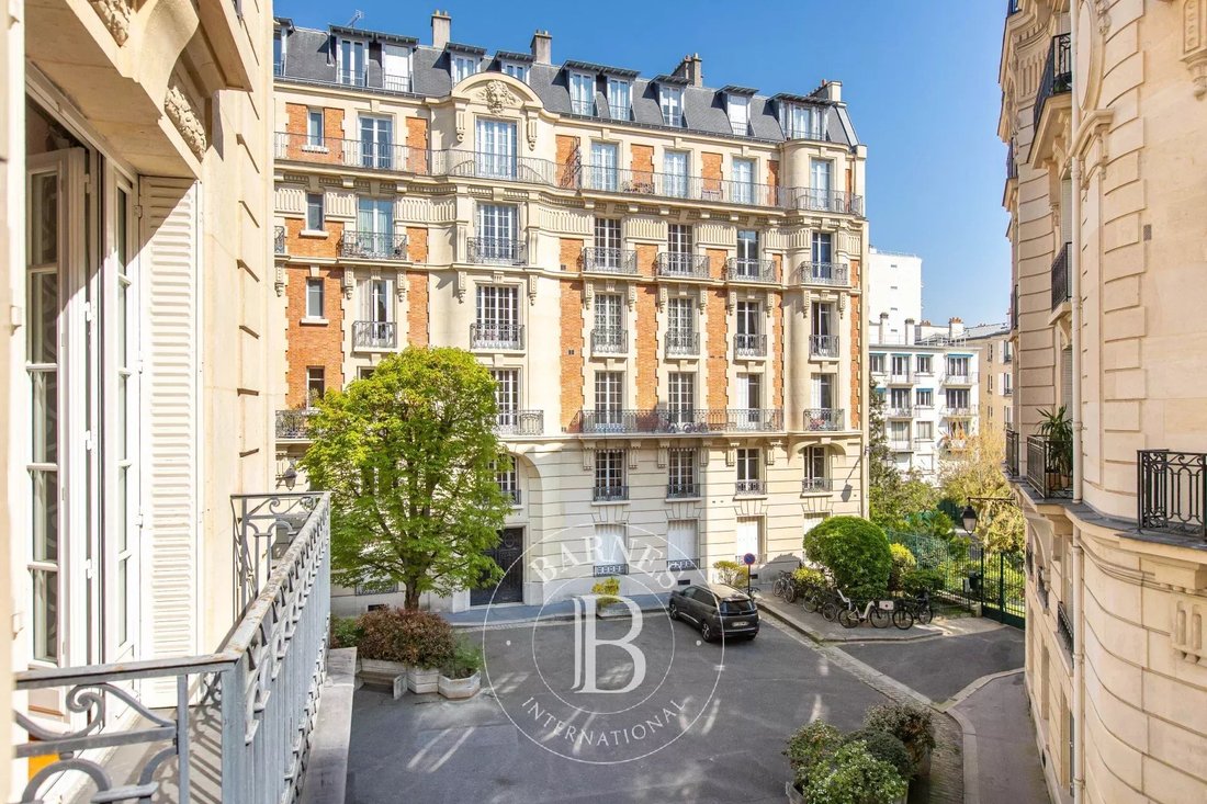 Apartment in La Plaine des Sablons, Neuilly-sur-Seine, France 4 - 17959440