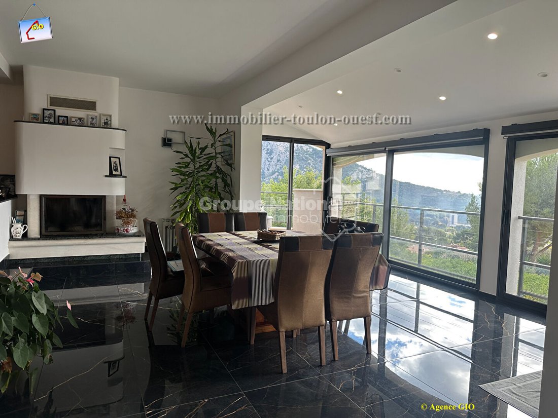 Villa in Le Faron-Fort-Rouge, Toulon, France 3 - 17962861