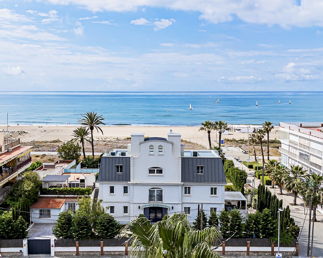 House in Castelldefels, Catalonia, Spain 1 - 17898940