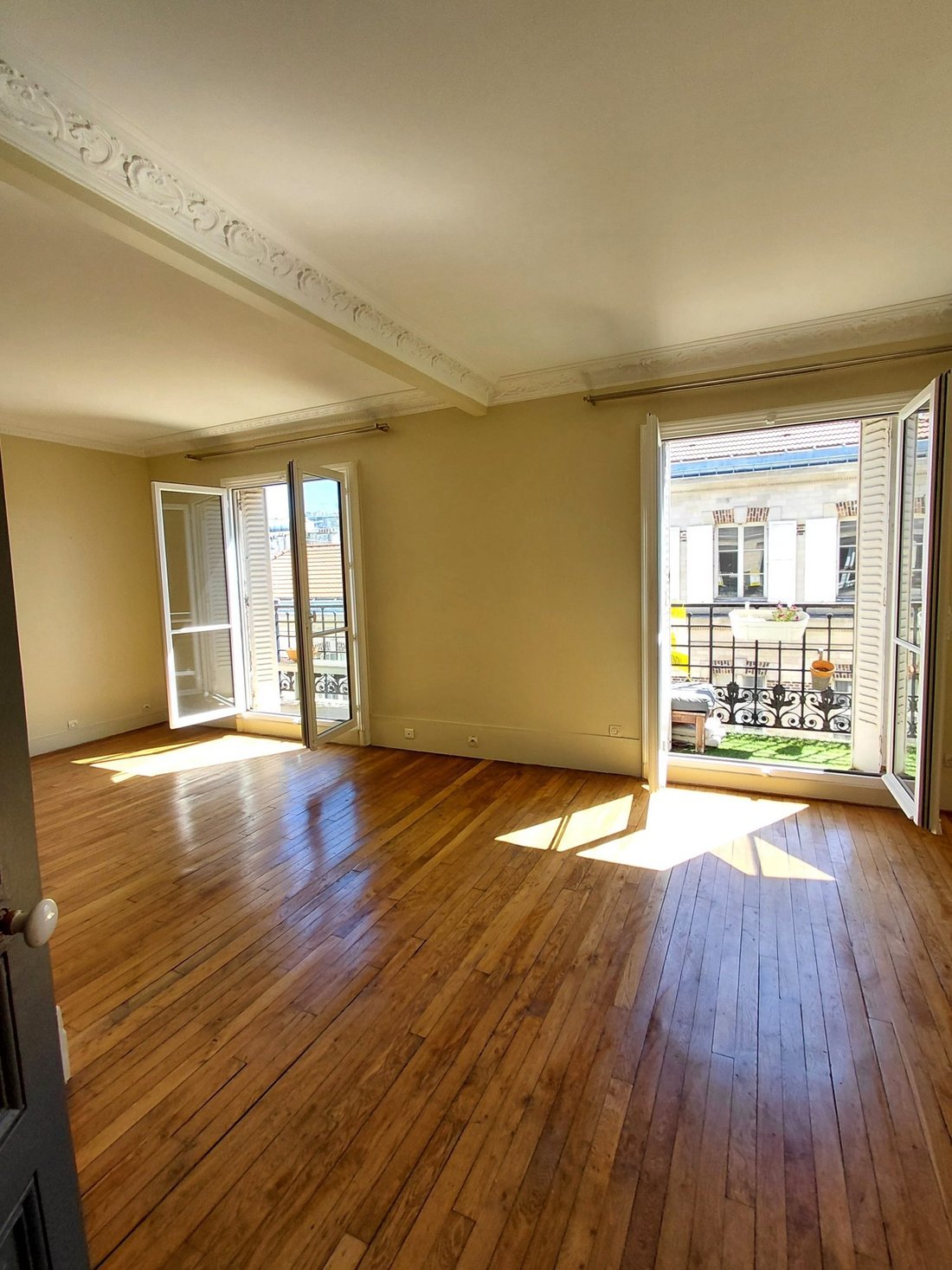 Apartment in La Fourche-Guy Môquet, Paris 17e Arrondissement, Paris 3 - 17963457