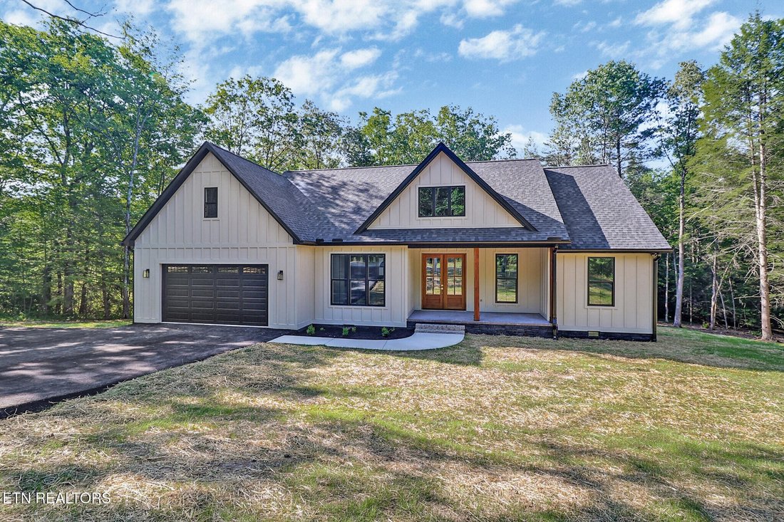 House in Jamestown, Tennessee, United States 1 - 17961540