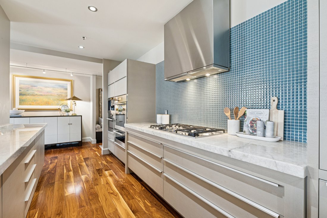 Condo in Calgary, Alberta, Canada 4 - 17959063