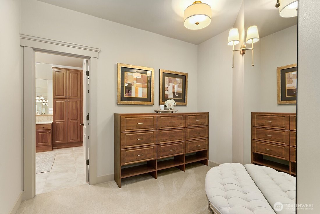 House in Bellevue, Washington, United States 5 - 17963398