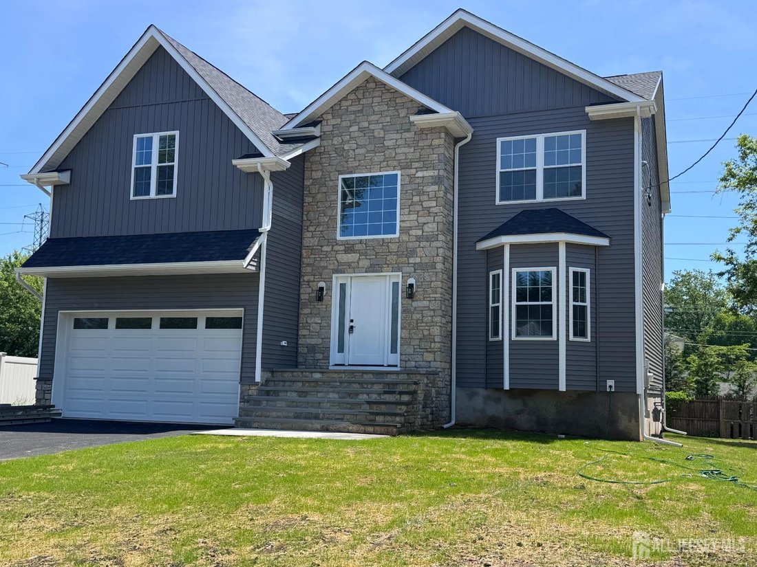 House in North Brunswick Township, New Jersey, United States 1 - 17825169