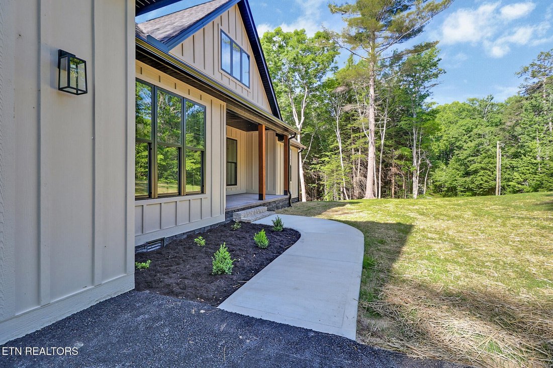 House in Jamestown, Tennessee, United States 5 - 17961540