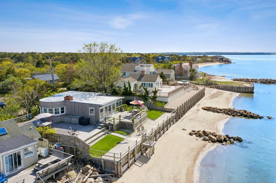 House in Greenport West, New York, United States 3 - 17960027