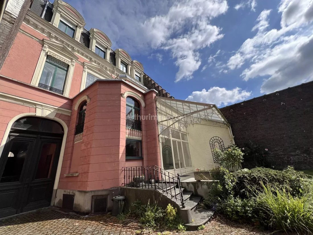 Estate in Roubaix, Hauts-de-France, France 2 - 17959404