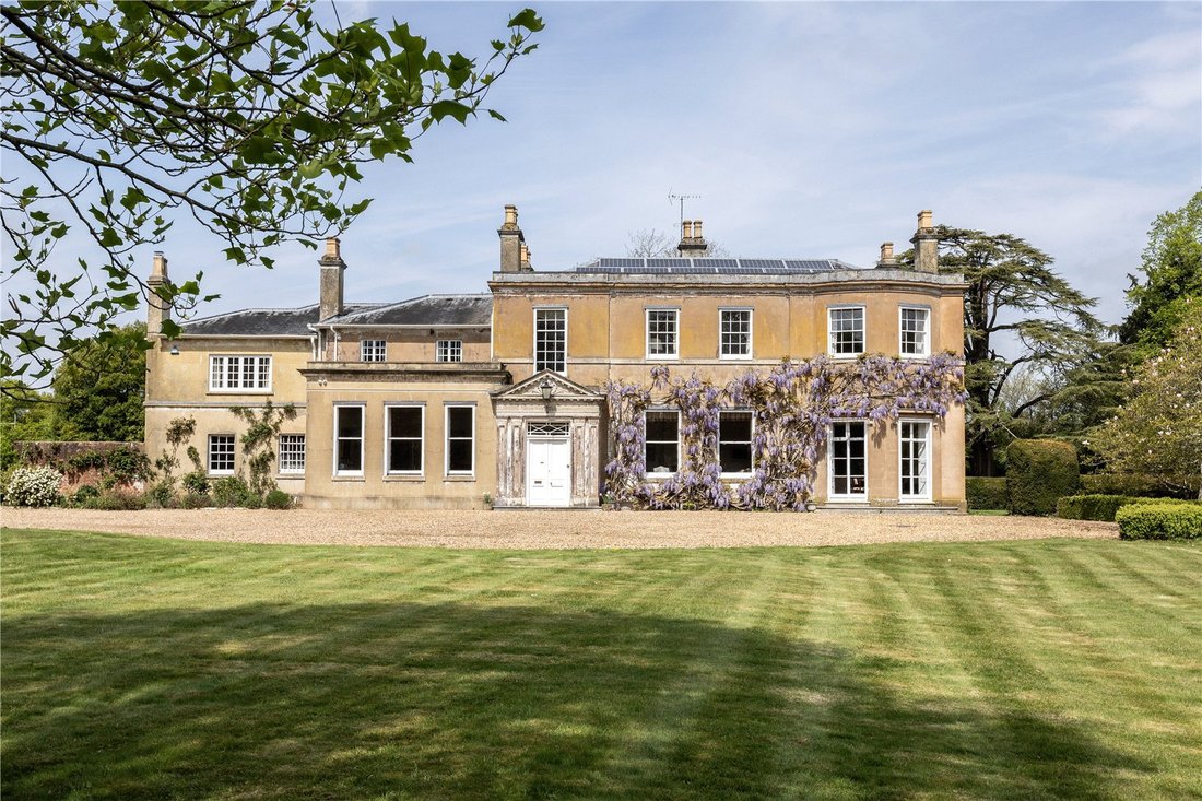 House in Bentley, England 1 - 15917812