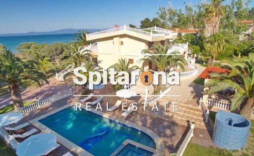 Villa in Pallini Municipal Unit, Macedonia and Thrace, Greece 1
