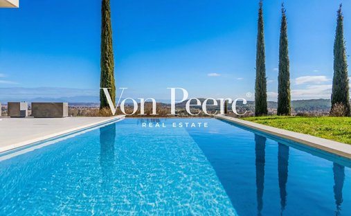 Chateau With Outbuilding And Private Beach In Provence
