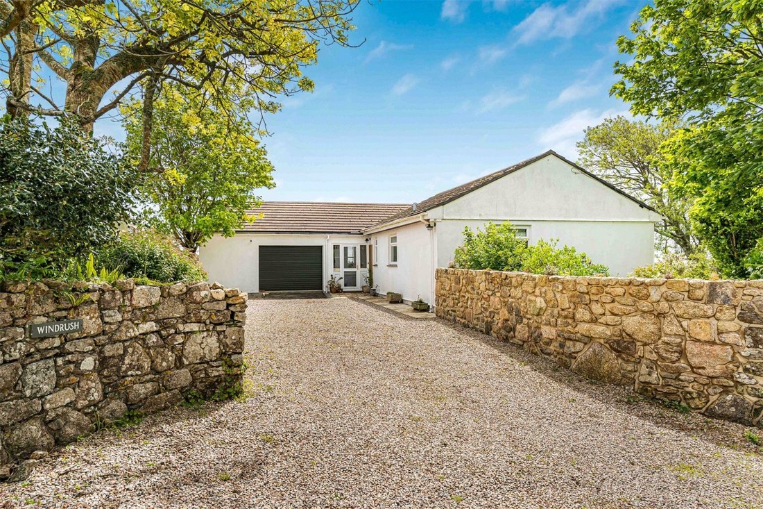 Bungalow in Cornwall, England 5 - 17958053