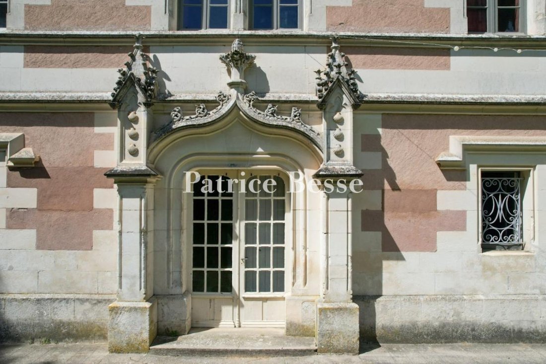 Castle in Ecurat, Nouvelle-Aquitaine, France 3 - 17962116