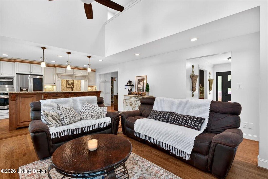 House in Simpsonville, Kentucky, United States 4 - 17959873