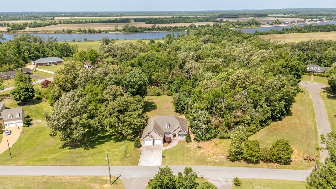 House in Savannah, Tennessee, United States 2 - 17961518