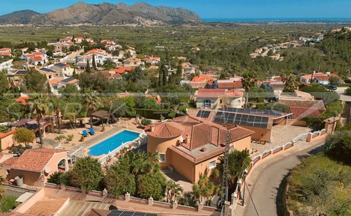 House in Orba, Valencian Community, Spain 1