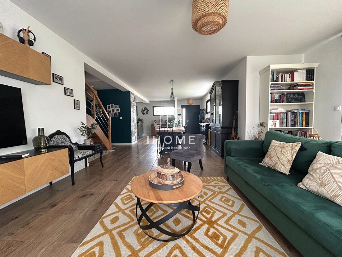 House in La Bazoge, Pays de la Loire, France 1 - 17958758