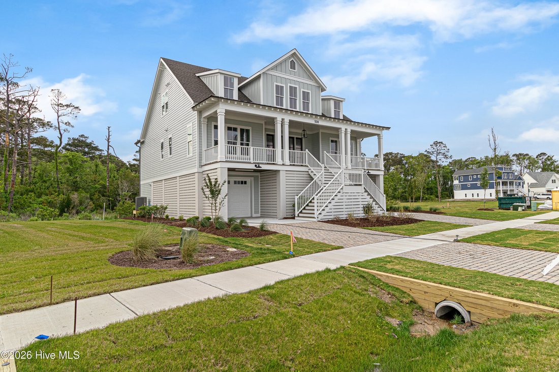 House in Beaufort, North Carolina, United States 2 - 15216461