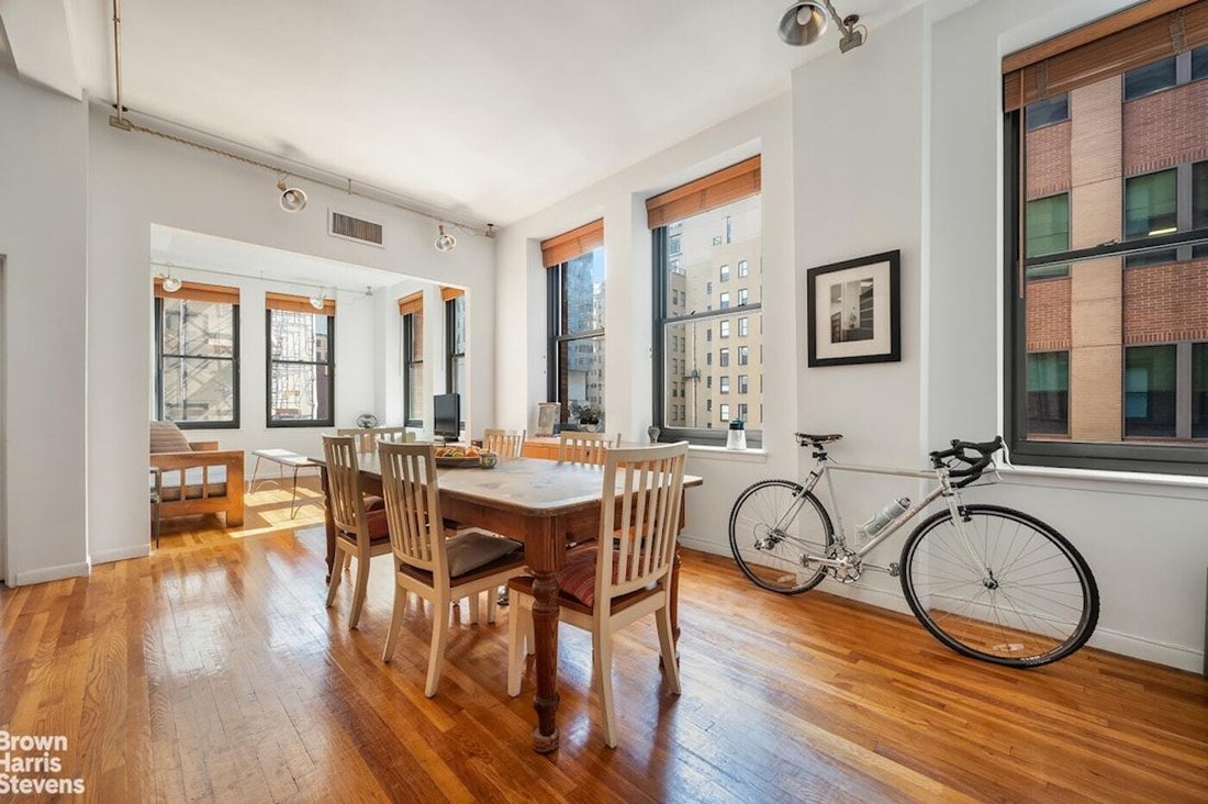 Co Op in New York, New York, United States 1 - 17953067