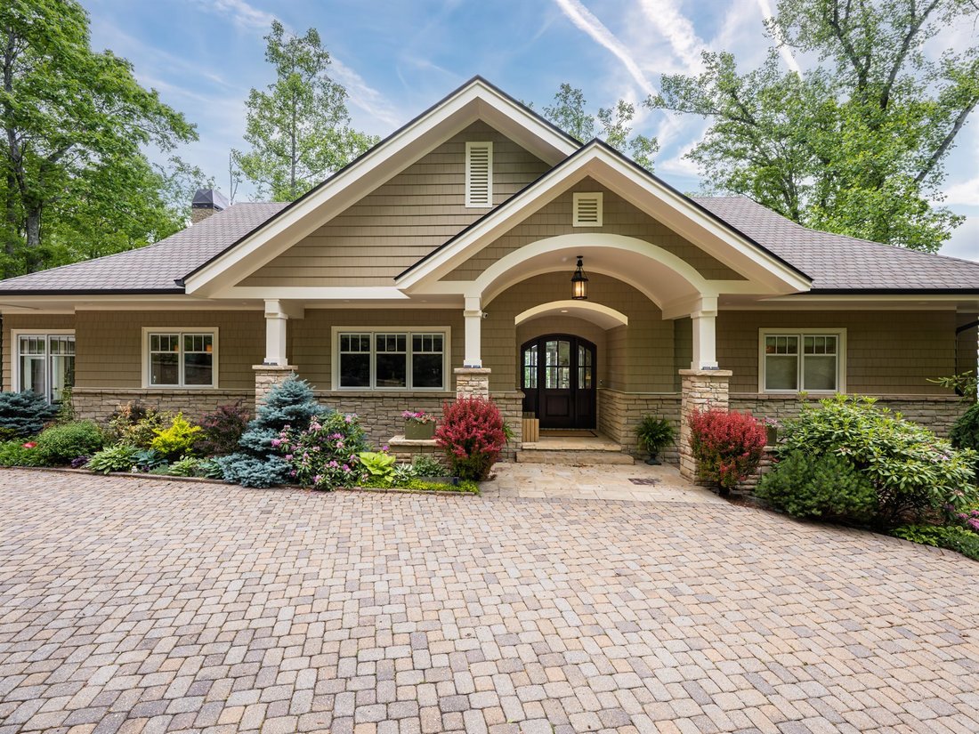 House in Weaverville, North Carolina, United States 4 - 17963191