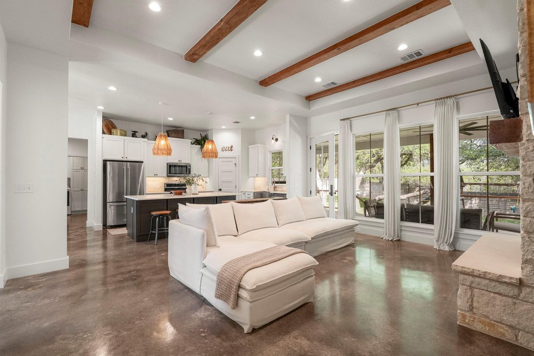 House in Spicewood, Texas, United States 5 - 17961375