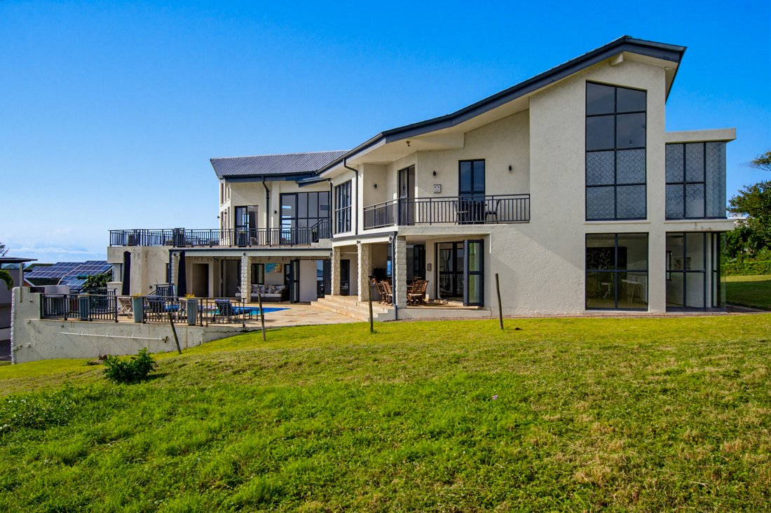 House in Zinkwazi Beach, KwaZulu-Natal, South Africa 3 - 17960014