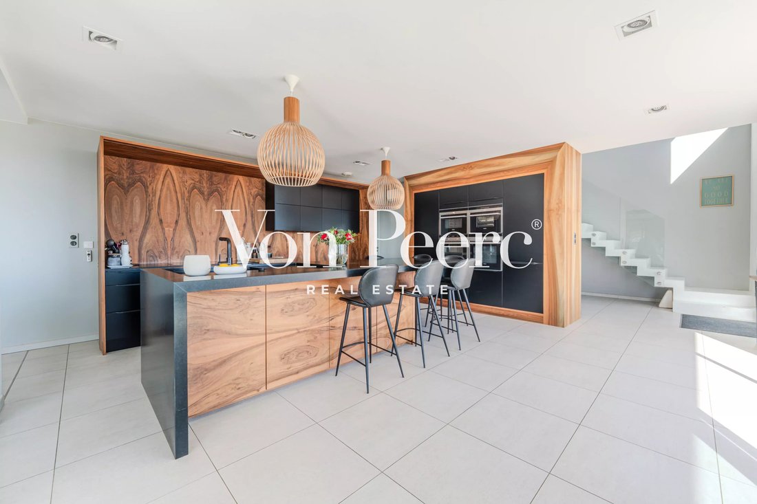 Villa in Avignon, Provence-Alpes-Côte d'Azur, France 4 - 17962173