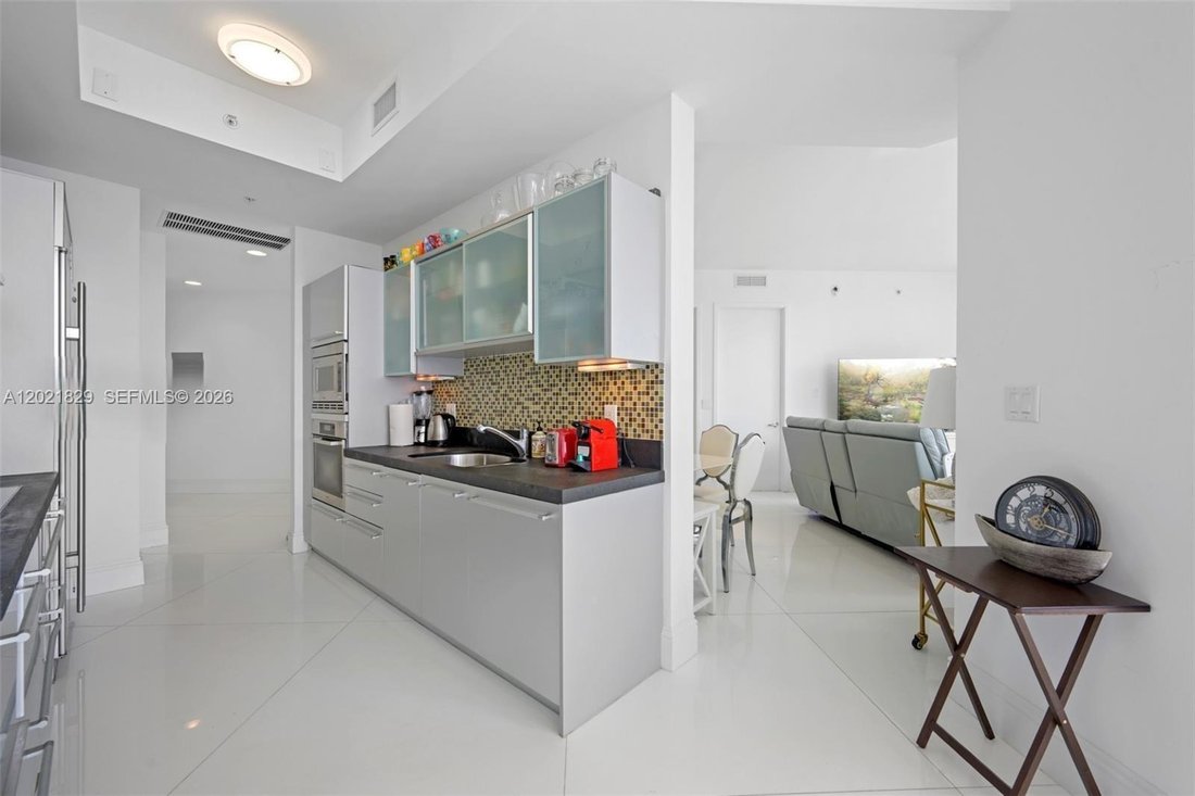 Condo in Sunny Isles Beach, Florida, United States 5 - 17960773