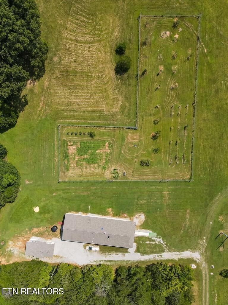 House in Doyle, Tennessee, United States 4 - 17958071