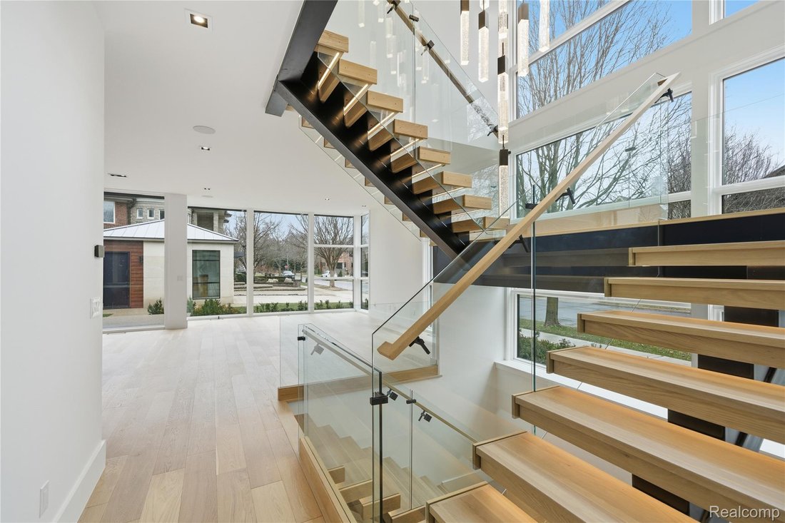 House in Birmingham, Michigan, United States 2 - 17962394