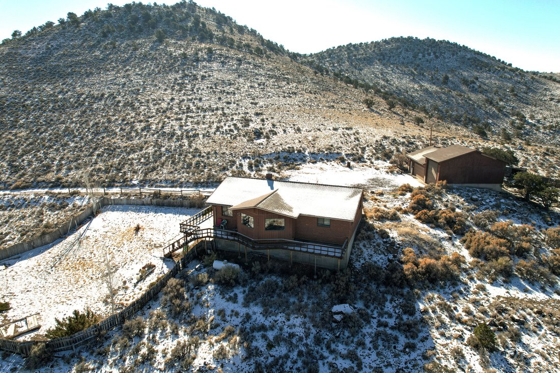 House in Fremont, Utah, United States 3 - 17961260
