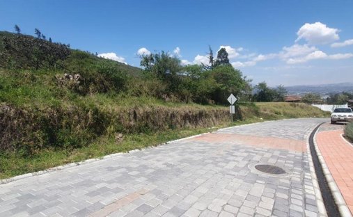 Land in Quito, Pichincha, Ecuador 1