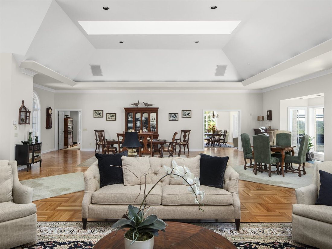 House in Laurel Park, North Carolina, United States 3 - 17963205