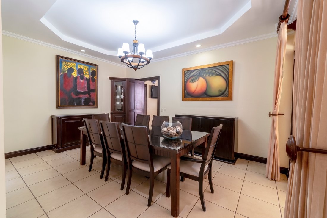 House in San Rafael de Escazú, San José Province, Costa Rica 5 - 17960041