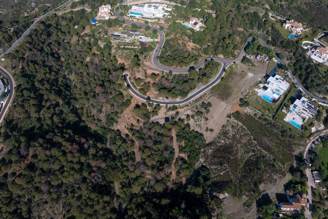 Land in Benahavis, Andalusia, Spain 4 - 17964153