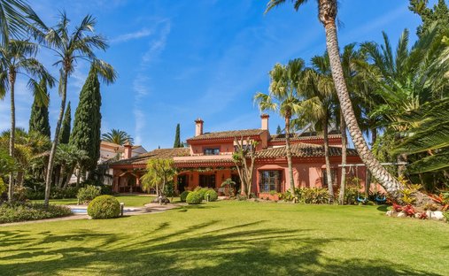 Villa in Estepona, Andalusia, Spain 1