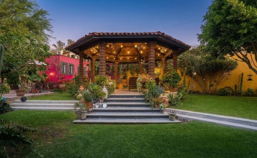 House in Presita Guadalupe, Guanajuato, Mexico 1