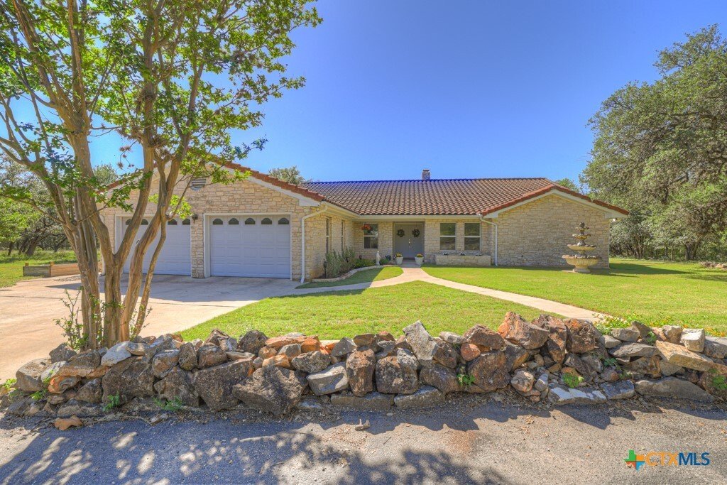 House in San Marcos, Texas, United States 2 - 17964011