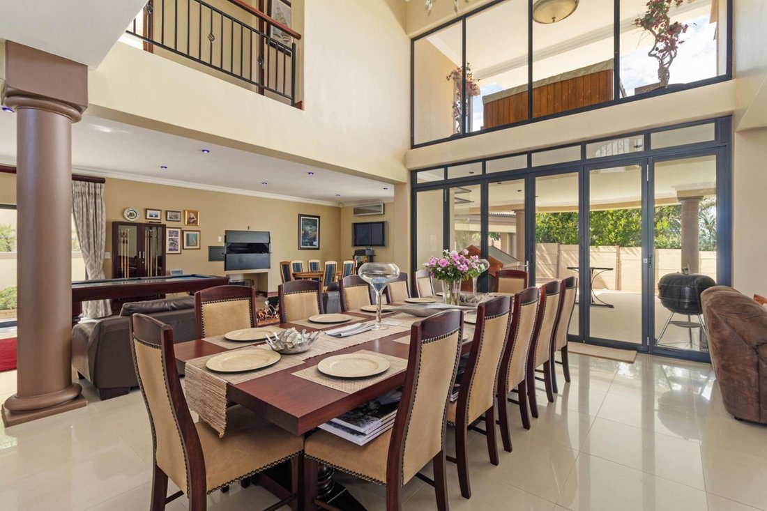House in Durbanville Hills, Cape Town, South Africa 4 - 17964142