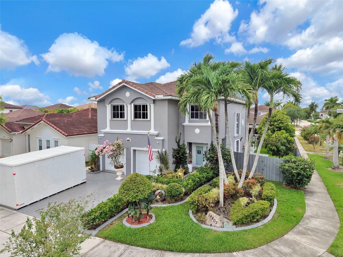 House in Miami, Florida, United States 1 - 17178405