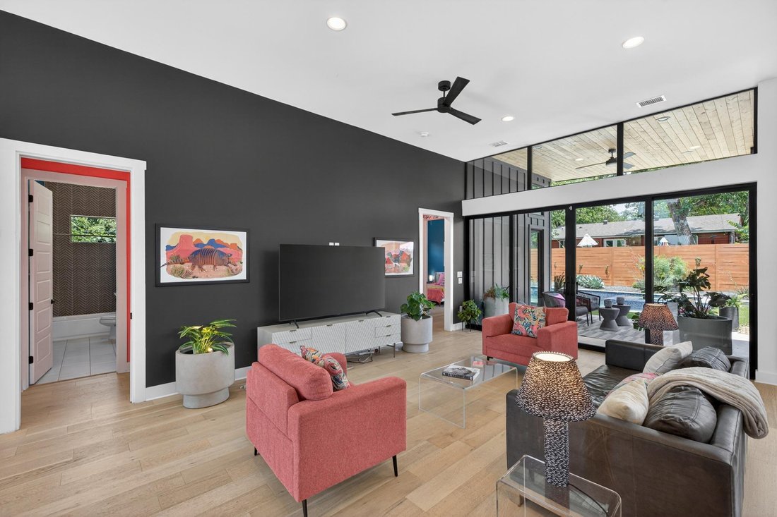 House in Austin, Texas, United States 5 - 17963751